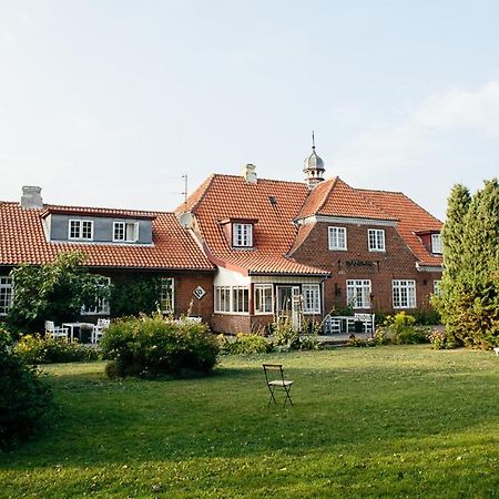 Langebjerg Pension & Spisested Allinge-Sandvig Exterior foto